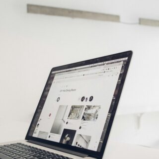 À qui s’adresser pour créer un site internet ?