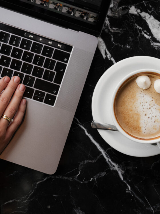 Webmaster musulmane : allier compétences digitales et valeurs musulmanes